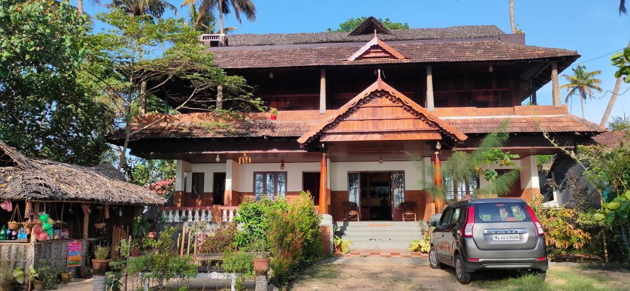 Ambadi'S Villa Pallipuram Exterior photo